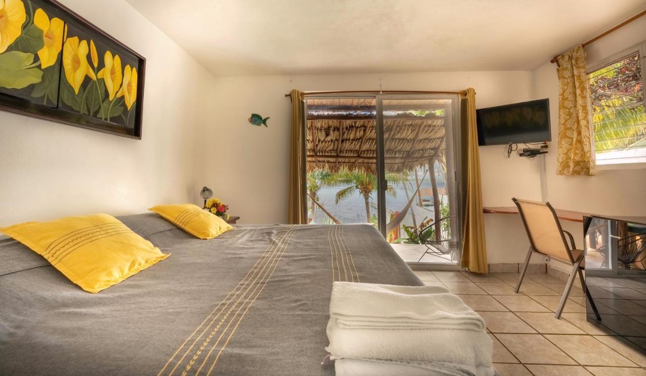 Amigos Hotelito Bacalar Exteriör bild