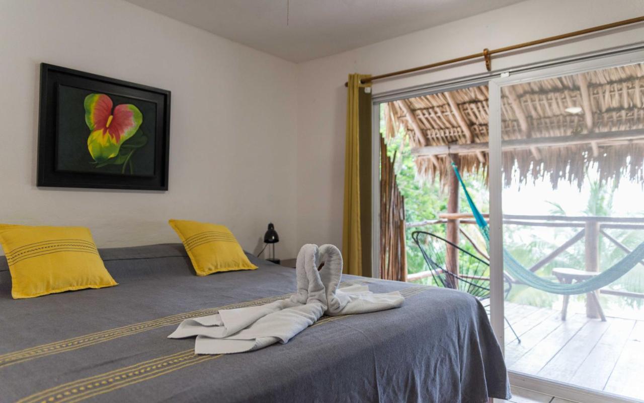 Amigos Hotelito Bacalar Exteriör bild